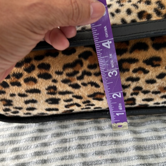 Maxx New York faux fur leopard print handbag - Picture 4 of 9